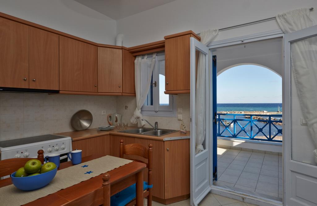 Rodothea And Adams On The Beach, Santorini Monolithos  Exterior photo